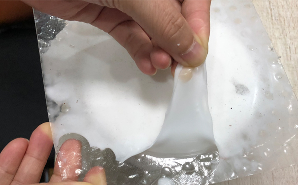 怎么清除還沒有固化的模具硅膠 ？