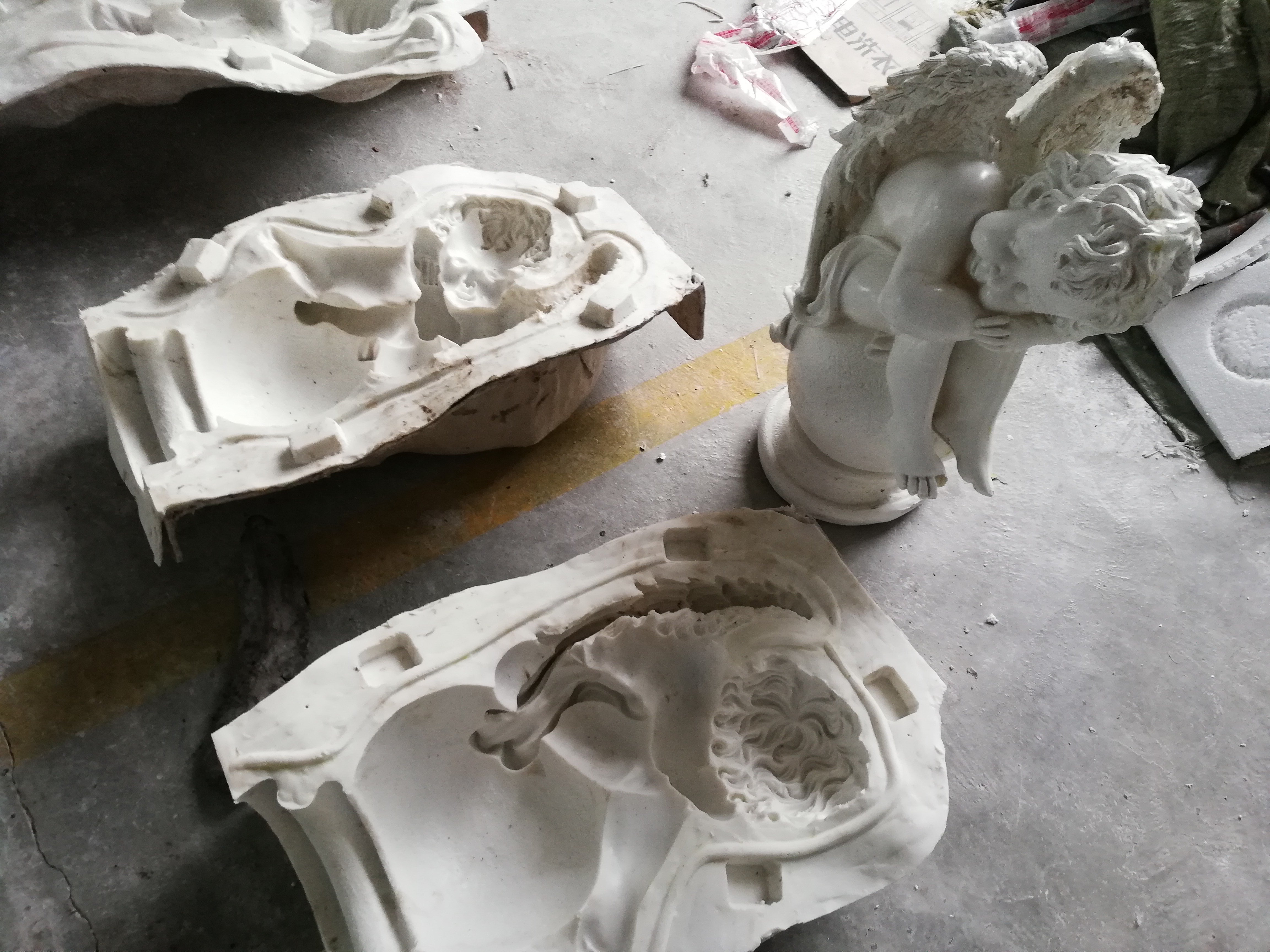 縮合型模具硅膠怎么開分片模 ？