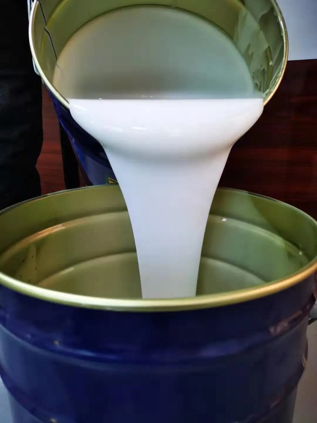 如何避免液體硅膠出現中毒現象？